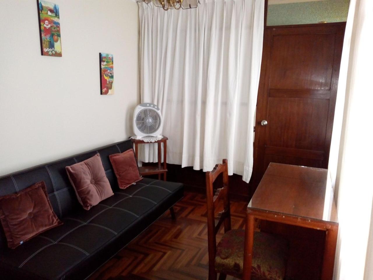 Nydia'S Trujillo City Hostel Экстерьер фото